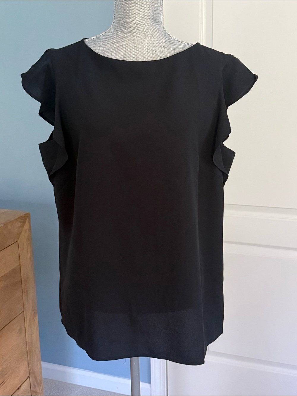 Lands’ End Black Flutter Sleeve Women’s Blouse, sz 16